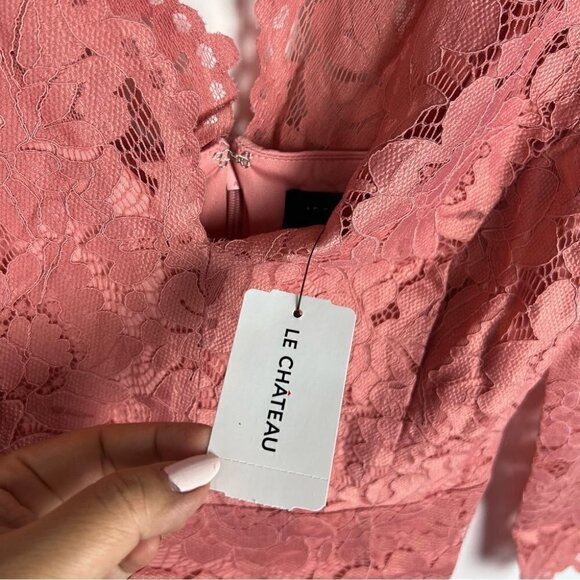 NWT-Le Chateau, Women’s Formal Scallop Lace Fit & Flare Mini Dress-Peach. Size:S - Picture 5 of 15